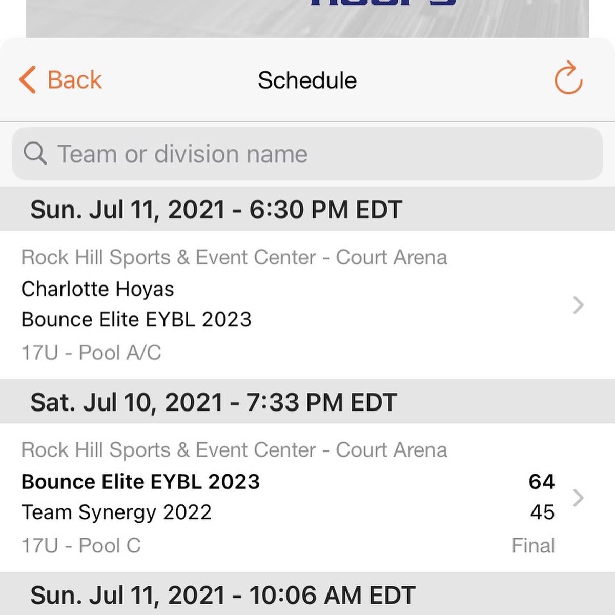 PursuitSpencer's tweet photo. 6’5 2023 G @TylerSpencer04 @BounceElite 16U having a nice showing at at the @Phenom_Hoops Showcase going 6-0 . Lots of Coaches 💪🏽 https://t.co/wPECGS6iMT