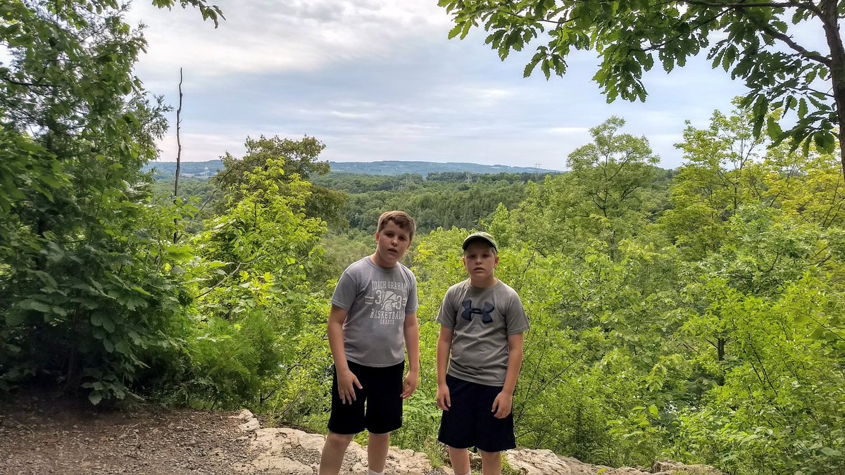 durrjim's tweet photo. Day 9: Clark Reservation and my kids could not be more excited! 3 more caches found and a visit to the Nature Center #nystateparks #geocaching https://t.co/WVNYEPQ4mM