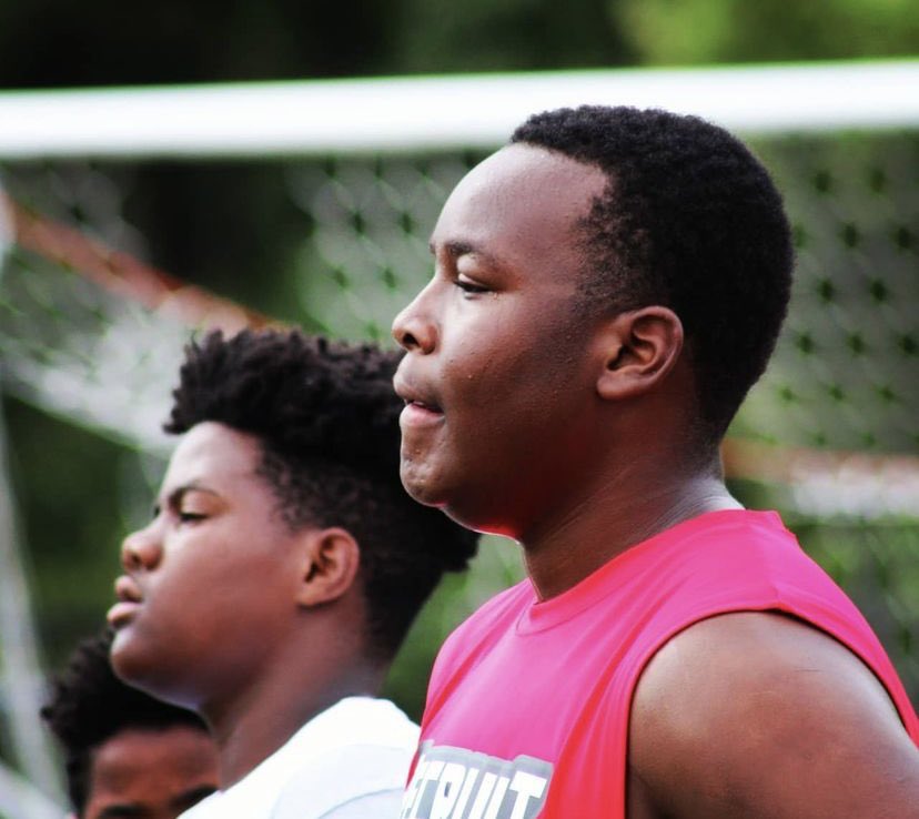 JusticeHarvey60's tweet photo. Had 2 great days of camp with @Dreamscoutingn5 I really enjoyed it and I appreciate @CoachDoc_SEU 🔥for choosing me and @thatboy_bray as top performers for O line. Took a break for junior season but I’m ready to go for senior season‼️🏈#Dreamscouting #Dsn_northflorida #ItsGoTime https://t.co/ARF2k6LwBU