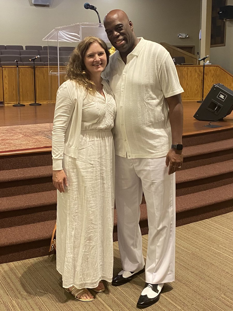 podaniel31's tweet photo. My beautiful wife Heather and I were very happy to be in our church @NewHopeGR 
today for “All White Sunday” service. #NewHopeGR #NHGR #CoupleThatPraisesGodTogether 🙏🏾 https://t.co/BdN9no37ML
