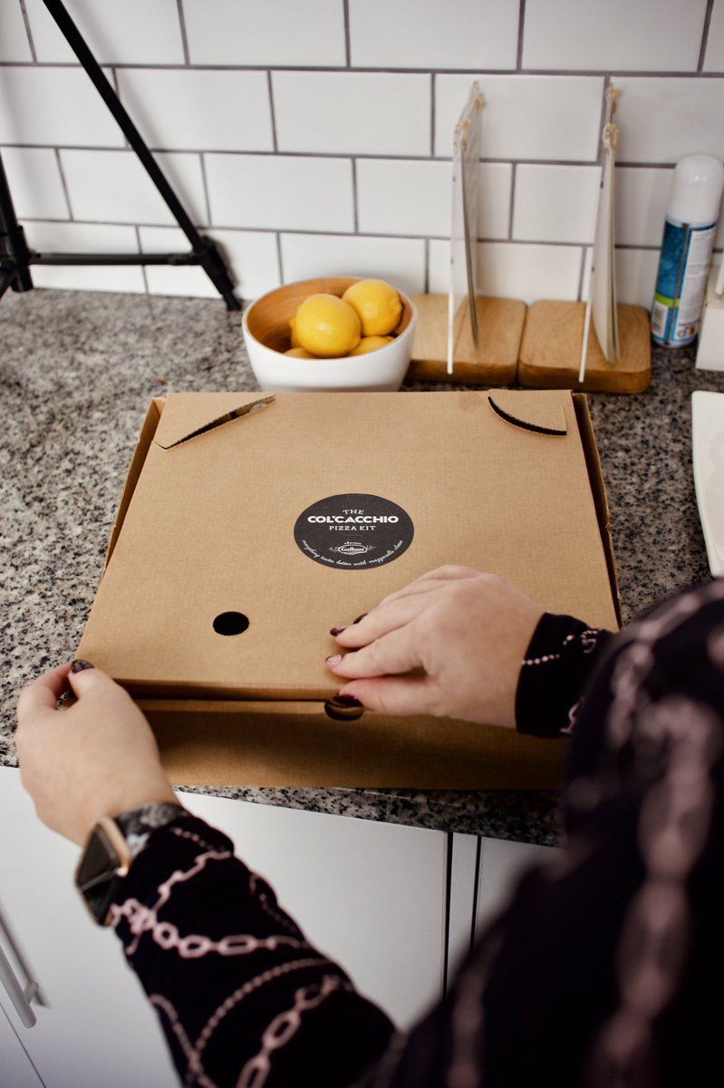 juan_abrahams's tweet photo. Pizza anyone? Order a pizza making kit from your local @ColCacchio & show off your local flavour using #myColcacchio to win a hamper worth R2000.
Our local restaurants need all the #localrestaurantlove, so go on & order your own kit here and have fun: https://t.co/BgUknSUVUD
#Ad https://t.co/jtggKZaUrY
