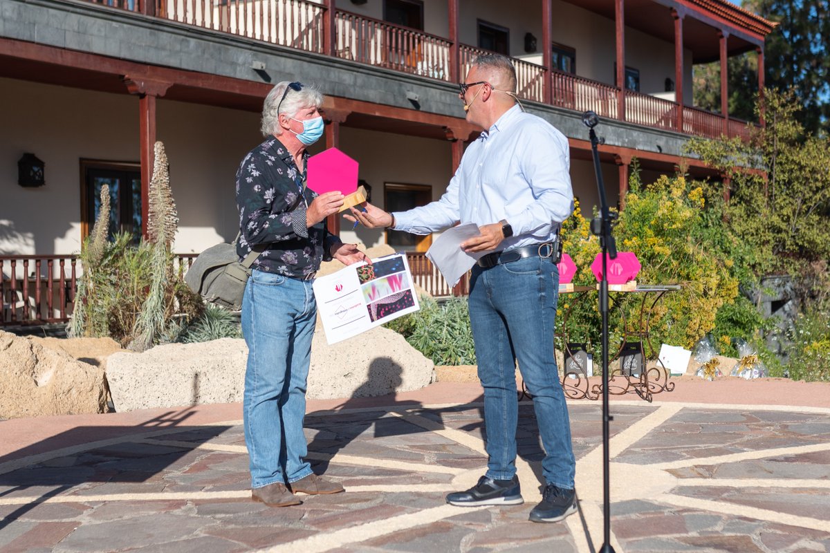 fototajinaste's tweet image. 🔊 Os dejamos algunas fotos de la V entrega de premios de Tajinaste en el hotel Villalba ayer día 10 de julio. 

Le damos las gracias a nuestros patrocinadores  que son: 
@visit_tenerife @vilaflordechasna @hotelvillalba @bodegasreveron @vivita_aloe @marioexposure