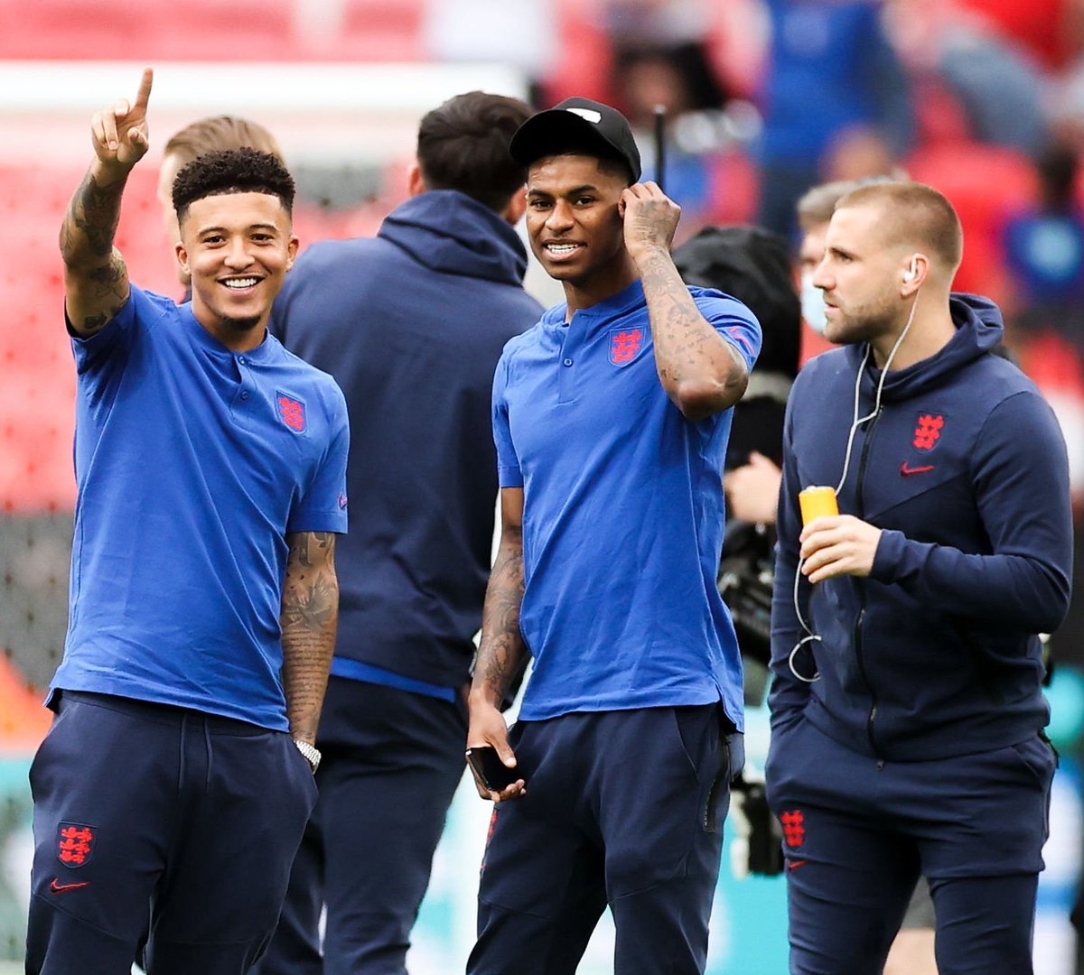 😁🔴 #EURO2020