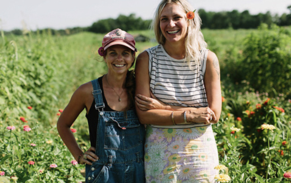 KYHorticulture's tweet photo. Meet Pure Pollen Flowers in Crestwood. You can find their products at local farmers markets, weddings, and more--all made with flowers grown at Foxhollow Farm! Follow on IG/FB (@purepollenflowers) or visit (https://t.co/CM2CE1lLyg) #KYCutFlowers #KYFarmerFlorist #KYProud https://t.co/cSR9zfsrT4