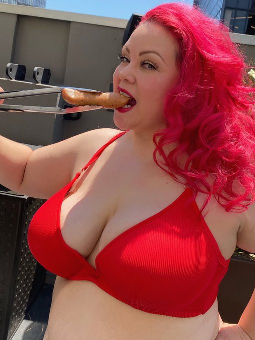 Give me a taste 🤤 https://t.co/RZ3e4UsTPD<a href="/tag/newprofilepic"class="tags"><span>#newprofilepic</span></a>