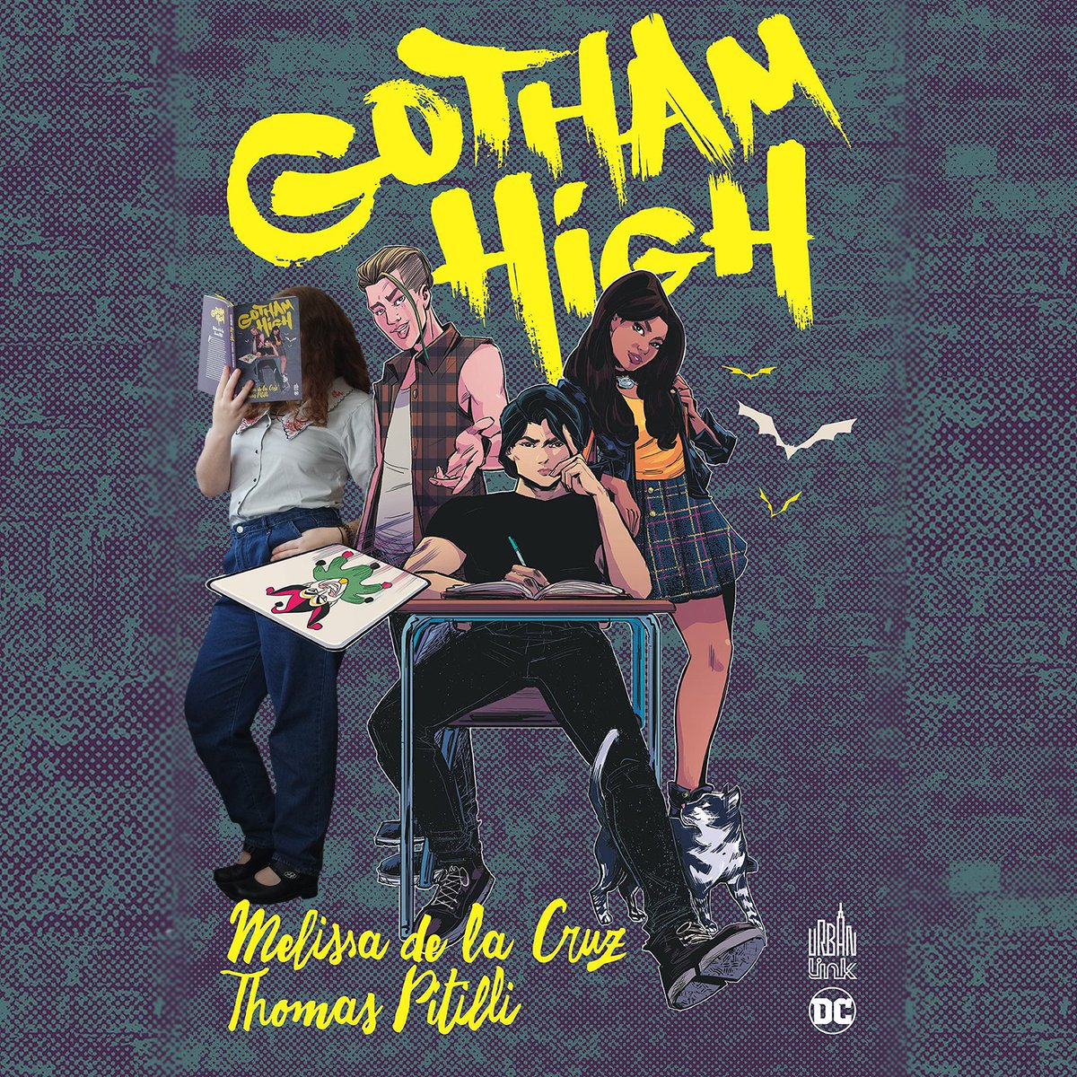 CultureCuri's tweet photo. 🤫[COMICS] Gotham High
@UrbanLink_books #melissadelacruz #thomaspitilli 🤫

Un côté gossip girl pour un comics de héros/vilains ! Un ouvrage qui est plaisant à lire ! https://t.co/rqNceq9LKJ 

Avez-vous lu ce comics ?

#comics #comicsbook #gotham #gothamhigh #lire https://t.co/Hd1H9ClnoA