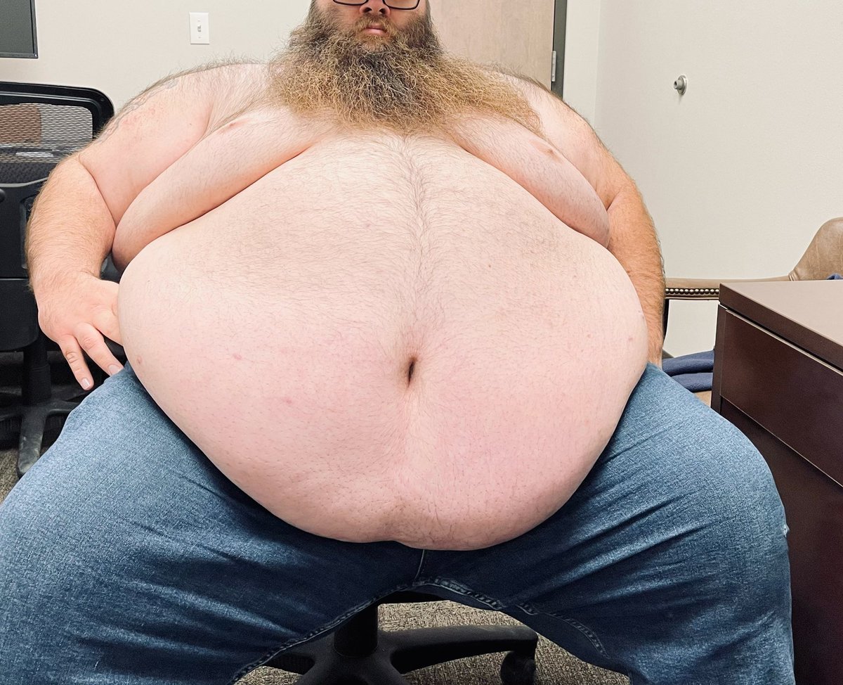 #unclemotherfucker #quartertonoffuckforce #superchub #ssbhm #belly #supermo...