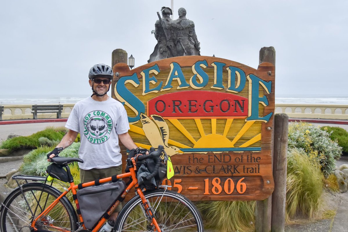 Pacific Power supports Fernando, a Spanish instructor at #ClatsopCommunityCollege, as he peddles his way across Oregon to visit all 17 community colleges in 25 days raising funds for textbooks!  #BanditBiking4Books #oregoncommunitycolleges