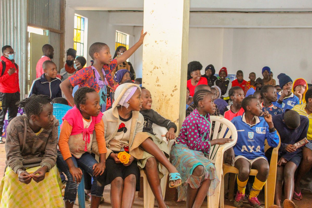 HaronFeasco's tweet photo. A girl child is a pride and the future of the nation,By educating a girl child,we make it possible for her to grow up to become an empowered woman.The girl child event was so fun and colourful.Thanks to everyone who made the event a success.#ATP #SHERIAMASHINANI #ENDPERIODPOVERTY https://t.co/iLm60Z7u8j