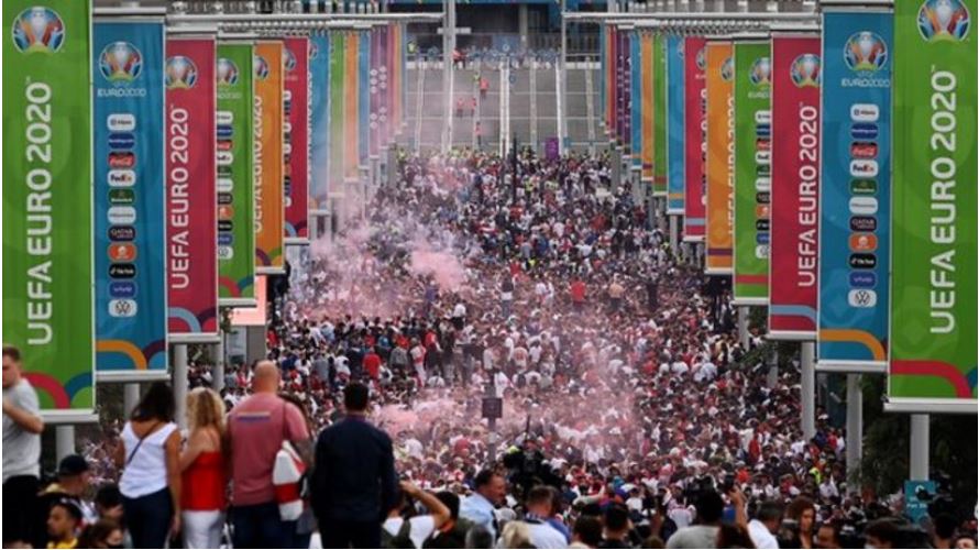 Dutchvlog's tweet image. Goh. De Engelsen hebben al gewonnen en ze zijn niet eens begonnen. #ITAENG #ENGITA