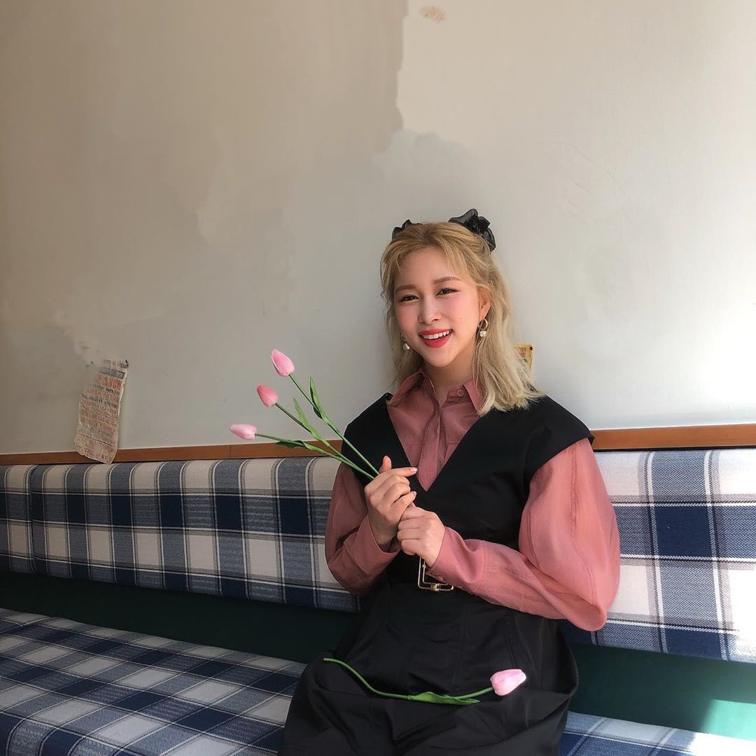 she's so small 🥺

#DAYOUNG #다영