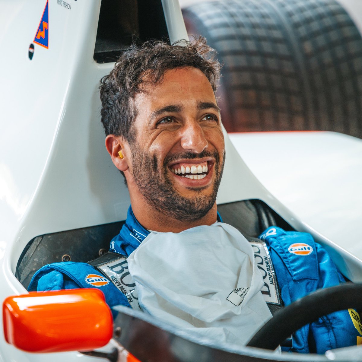 McLarenF1's tweet photo. Thank you, Goodwood and thank you to the best fans in the world who came down to see the team. 🧡

You know how to make things special. 🏁

#FansLikeNoOther #McLarenFOS https://t.co/xBmMsMbGIb