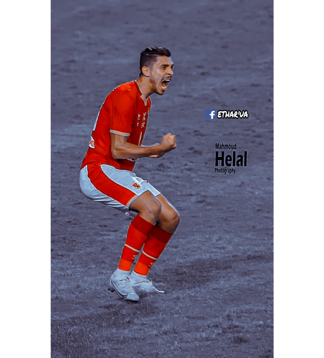 TahaRooz's tweet photo. المخيف الفنان بجد لاعب جامد جدا ربنا يحفظة ي رب التاني ي شريف 🥺❤❤❤❤❤❤❤❤❤🦅
#محمد_شريف https://t.co/BFekP2QTye