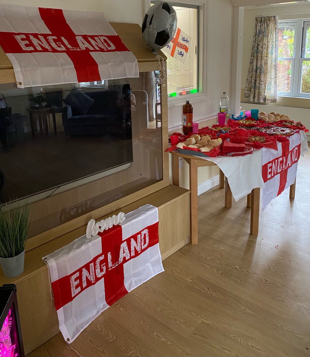 HWHCTChurchview's tweet photo. Churchview staff team ensuring everyone who wants to be involved, gets into the spirit for the football and they are! We have some every excited service users (and staff), but is it coming home? @HWHCT_NHS @worcscc  @hwhctChildrens @HWHCTOsborneCo1 https://t.co/bWO13s6l7Z