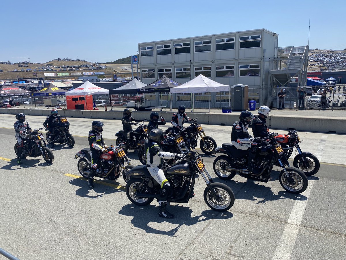 1Bigfishy1's tweet image. Ready for the #superhooligans @ Laguna seca