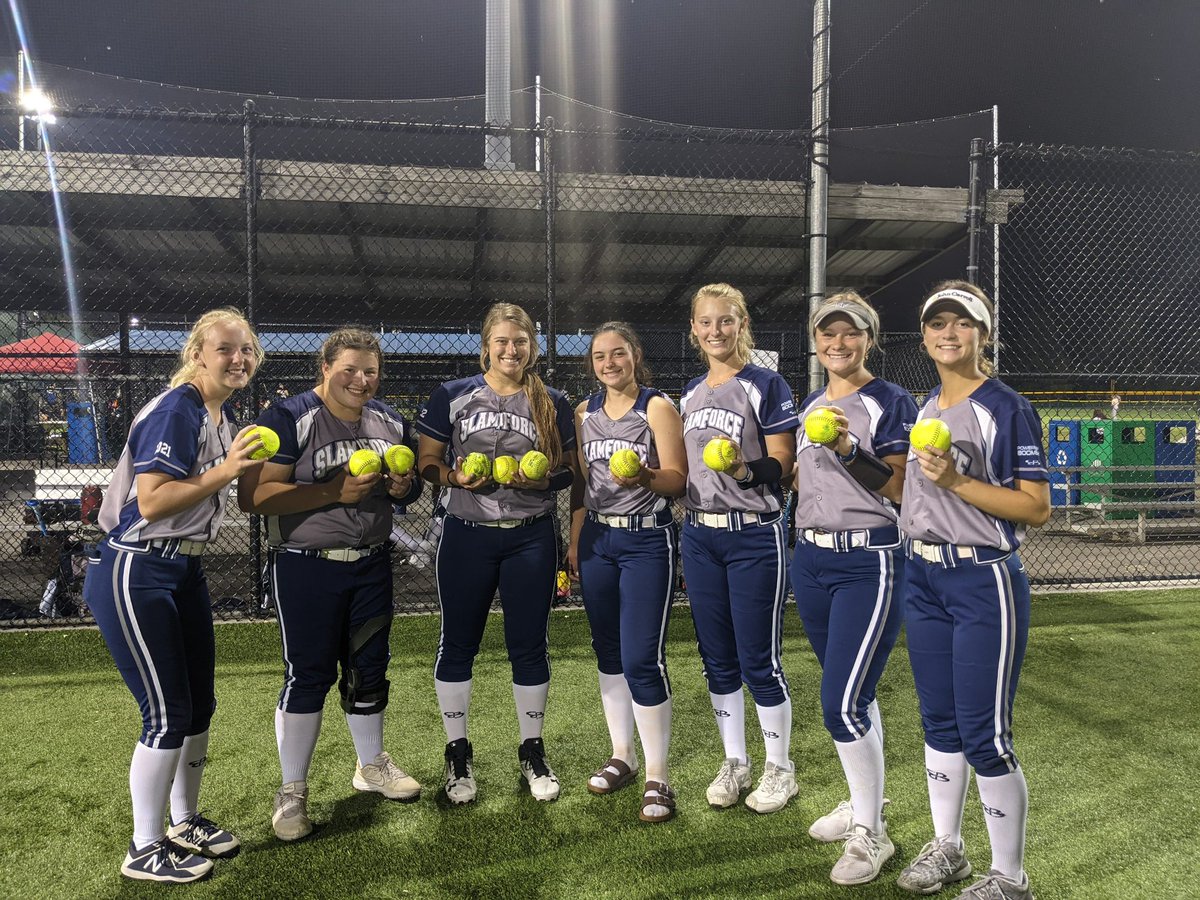 ohioslamforce's tweet photo. 💣 squad @williams5833 , @cassiebau18 ,Brianna Robinson, Tracy Zurfley, @kenzieherman24 , @mackenzielynwar , @lexiegeno_ way to go ladies. @PSBehrend @WLU_Softball @SHUgriffinsSB @UMU_Softball @SoftballCMU @CornellSoftball @jcu_softball https://t.co/d9itRdMEP0