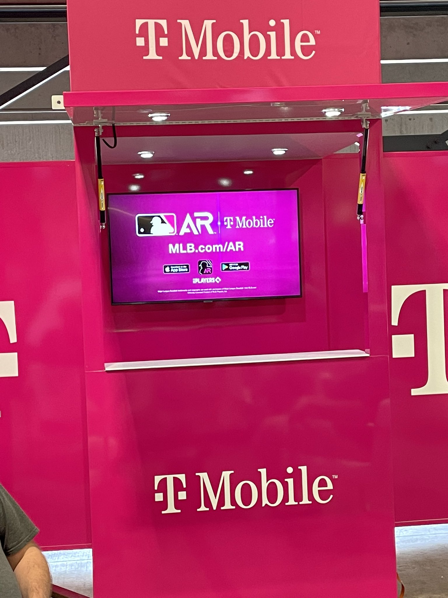 Edwige A. Robinson on Twitter "MLBALLSTAR MLB TMobile TMobile