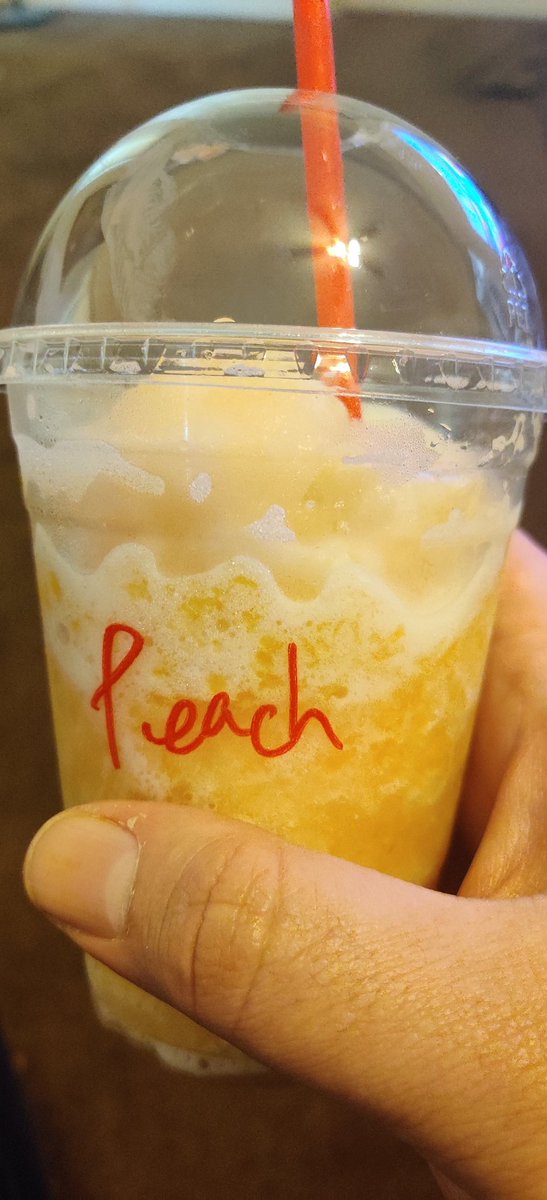 Peach lemonade freeze <a href="/TheOinkster/">The Oinkster</a>. SEXCELLENT! The place keeps getting better and better and is always adding great menu items