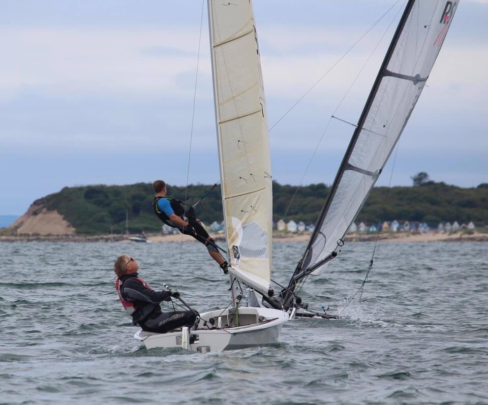 aerosarah tweet media