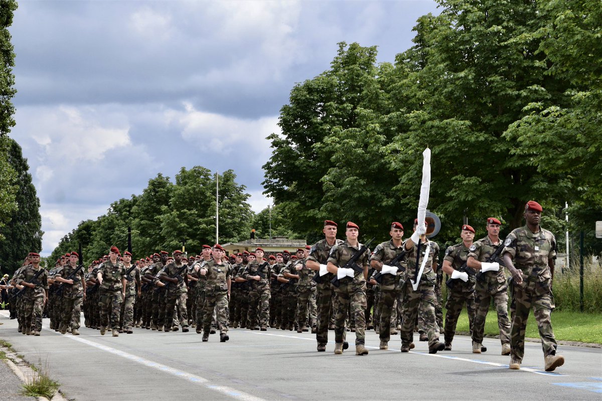 3eRMAT's tweet image. J-3 avant le #14juillet  🇫🇷

Après des semaines d’entraînement, les militaires du #3RMAT seront demain sur les Champs-Elysées pour la répétition générale avant le jour J.

#CohésionDéfense #NotreDéfense #fiersdenosarmées

@armeedeterre @armees_zone_sud
