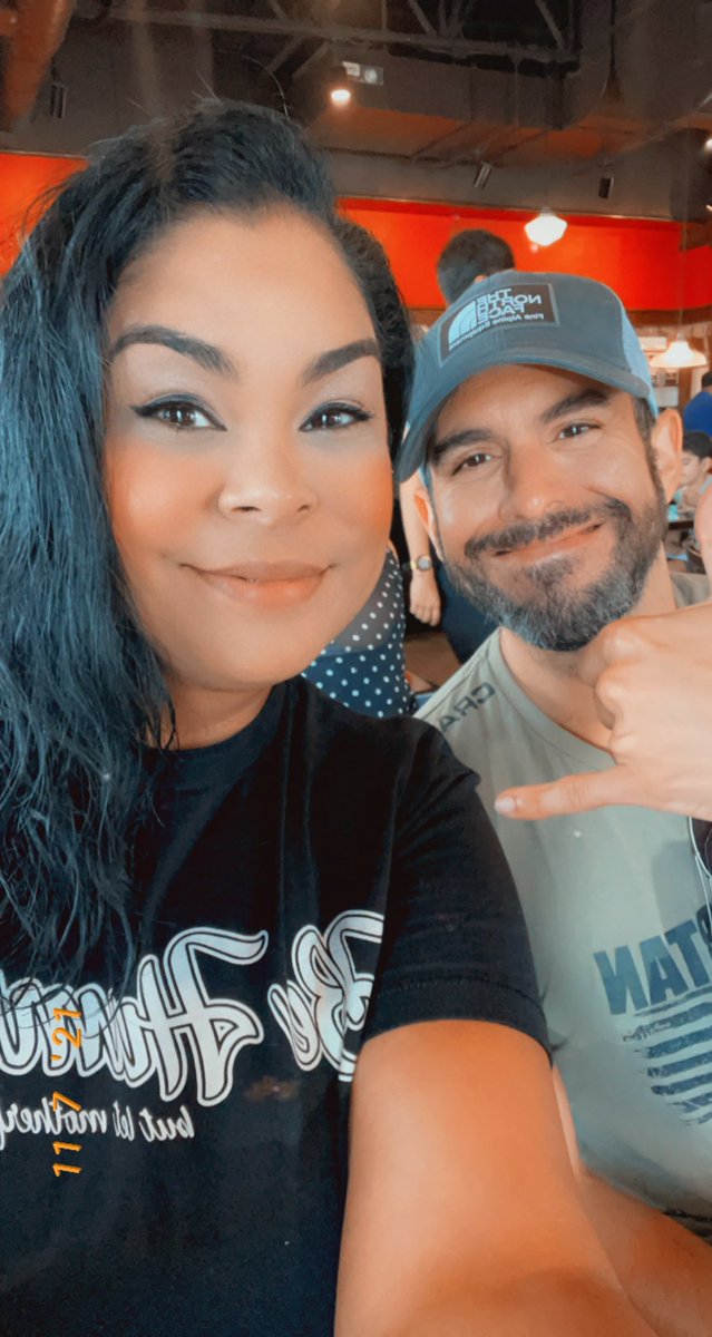 reynahustles's tweet photo. According to my dissertation research, networking and sharing ideas is one of the things that makes good principals be great. Who are you networking with? @JFlores_BCE @TASSP1 @NAESP #edutwitter #edchat #educhat #AcademicChatter #PrincipalEDleaders #LeadershipMatters
👩🏻‍💻👨🏻‍💻💻📚📆🖊 https://t.co/RfWUNpSyHl