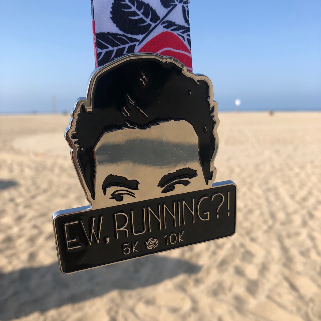 adrianachavira's tweet photo. Ran my last virtual race this morning at Santa Monica Beach. I love @SchittsCreek so I couldnโt pass up the #EwRunning race. And running this with friends is the best! https://t.co/2GTUbQ4nrO
