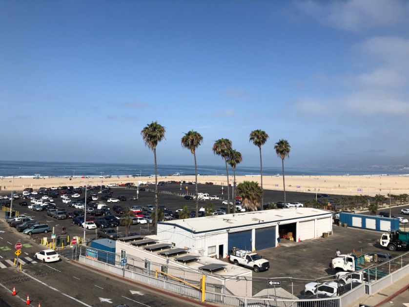 adrianachavira's tweet photo. Ran my last virtual race this morning at Santa Monica Beach. I love @SchittsCreek so I couldnโt pass up the #EwRunning race. And running this with friends is the best! https://t.co/2GTUbQ4nrO