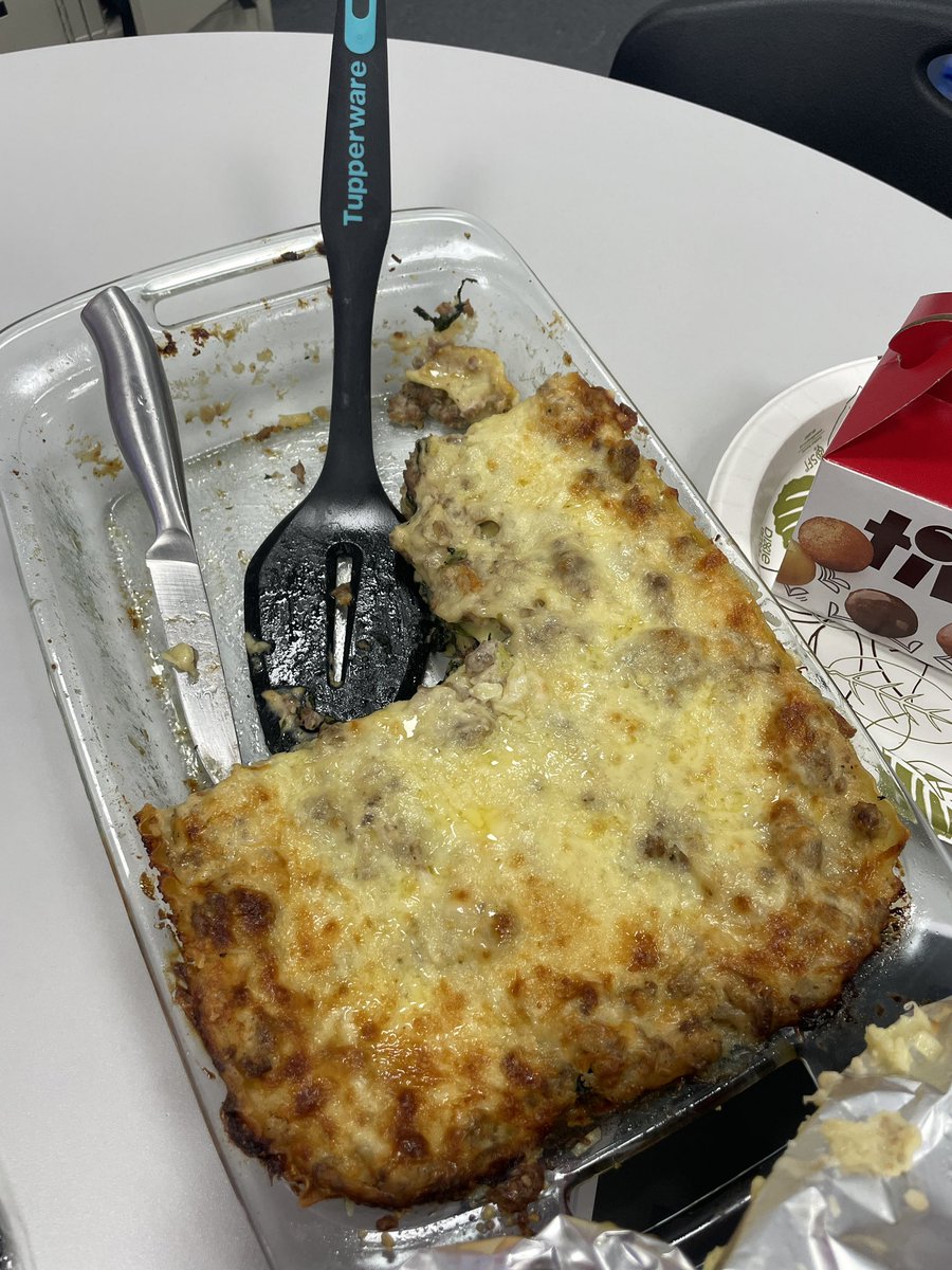 cupofjo_8's tweet photo. Team Novi was #allin this morning for our Sunday meeting! Homemade sausage gravy breakfast lasagna as a hit 😋🪄💕#TMobile #oneteam #mightymichigan #midwestobsessed https://t.co/EheZybcvC7