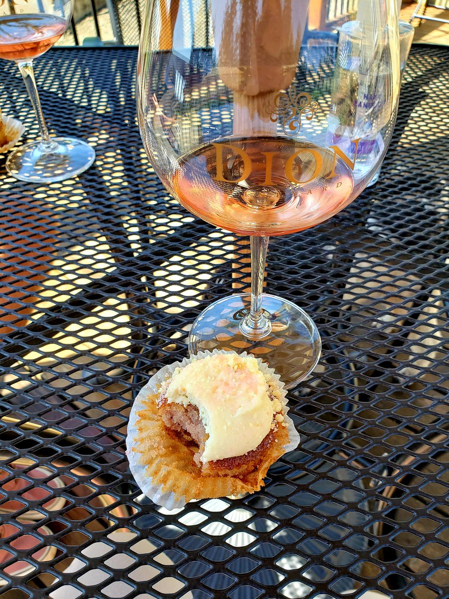 Bubbles and cupcakes to celebrate Beth's Bday! 🥰🥰🥰

#wine #winetasting #winery #winetime #wineblogger #winecountry #wines #winelover #winelovers #winelife #winenerd #winegeek #sparkling #bubbles