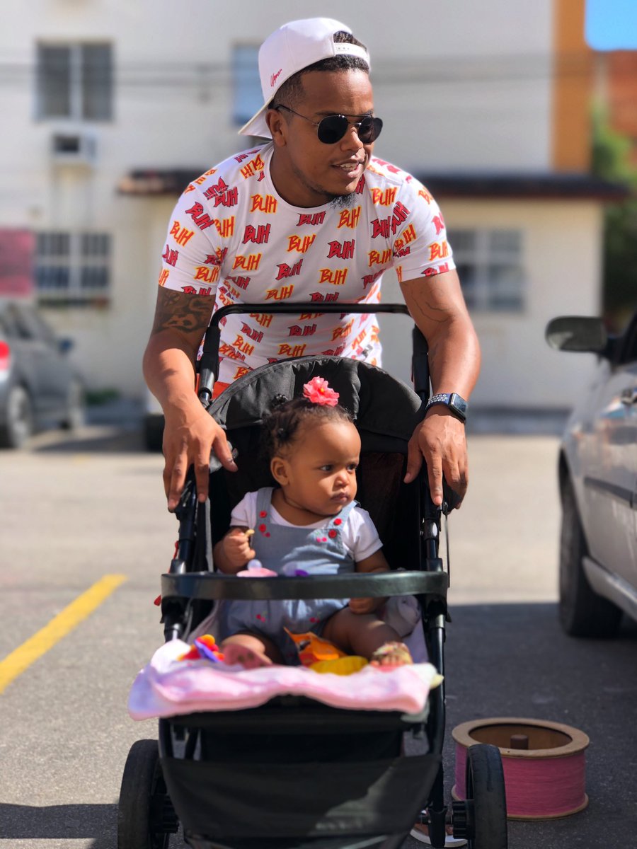 guiprince5's tweet photo. 😍 meu bebê https://t.co/KkdMg3gPNY
