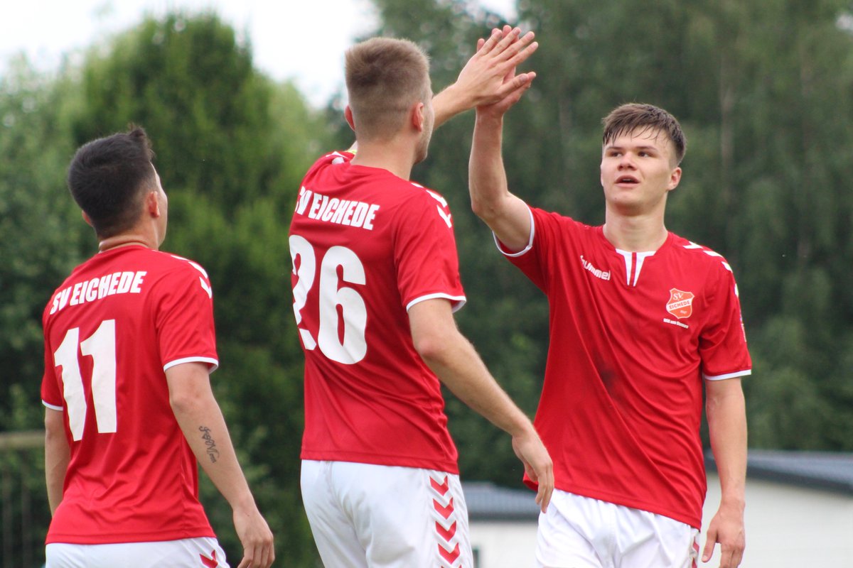 Die zweite Garde macht Lust auf mehr!🔝 Wir gewinnen das Testspiel gegen den TSV Sasel mit 5:1.
____
#SVEichede #WirAusStormarn