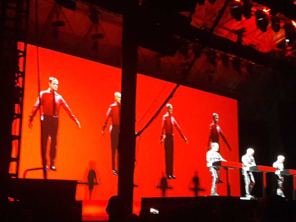 JohnStack57's tweet photo. 3 years ago otd @kraftwerk Cork 
@Denisc1962Denis #Imissgigs https://t.co/KsUT4goTbr