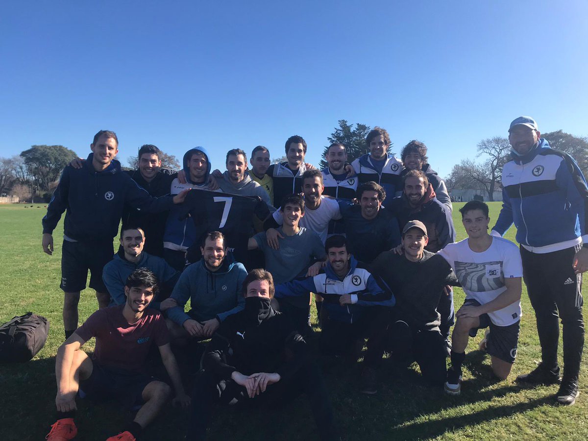 #Mayores

📸 Postales de la victoria 7-0 ante Esparta U

#DaleCho #SeVolvió