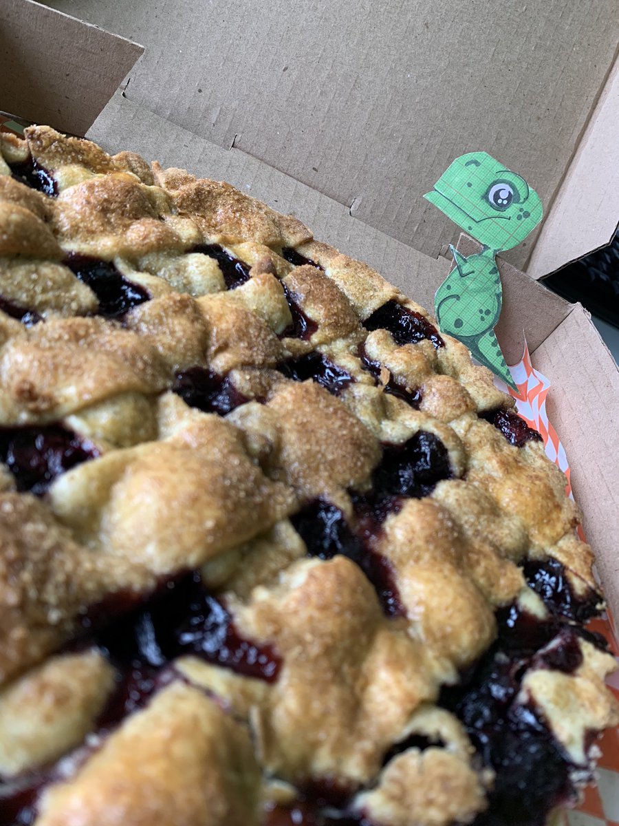 teueur2's tweet photo. Mil gracias @jurassicbake_mx y a su CEO @Jezz_i3 todavía no prendemos el carbón y ya nos la queremos echar antes de la comida!!
#CherryPay🤤🤤🤤 https://t.co/SwK50Qb65R