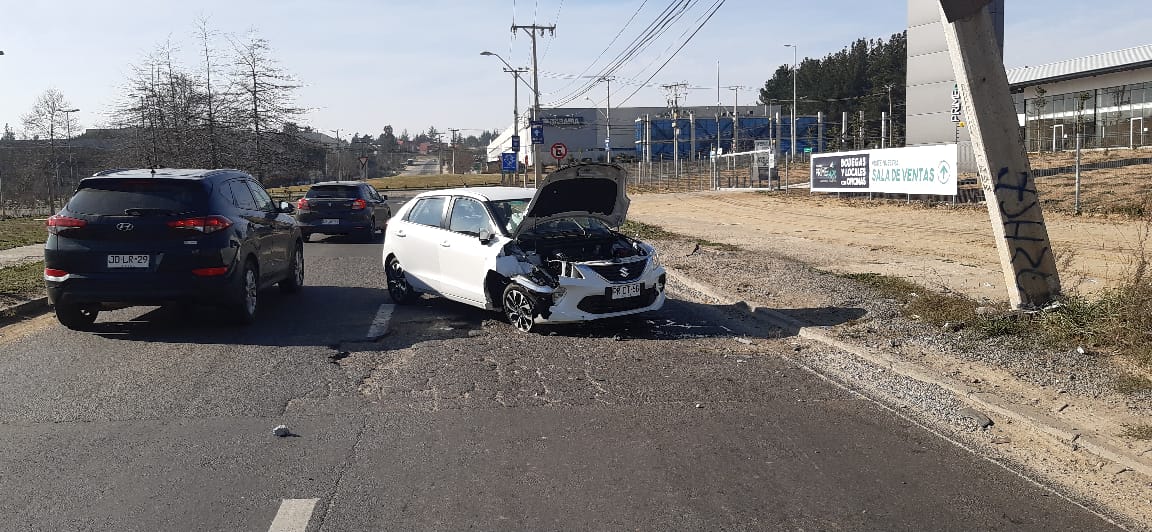 🟢 #BuenDomingo ➡️ Funcionarios de <a href="/CarabValparaiso/">Carabineros Región de Valparaíso</a> logran la detención de un individuo con amplio prontuario policial, quien intimidó a una mujer para robar su vehículo en el sector de #Placilla 👮‍♂️👮‍♀️

<a href="/gledantec/">Gonzalo Le Dantec</a> @IntendenciaV <a href="/voceriavalpo/">Vocería Valparaíso</a>