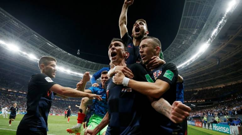 lwtmaneskin's tweet photo. on this day three years ago we made history 🇭🇷 https://t.co/4GBoRWmRCq
