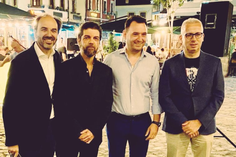 Magic evening in #Korça with #AlbaniaGuitarFestival <a href="/DenisBizhga/">Denis Bizhga</a> and 🇪🇸 flamenco guitarist <a href="/JoseCarlosGomez/">Jose Carlos Gomez</a> 
Many thanks to Mayor Sotiraq Filo <a href="/BashkiaKorce/">Bashkia Korce</a>
#MusicUnites 
#Flamenco
#Guitar