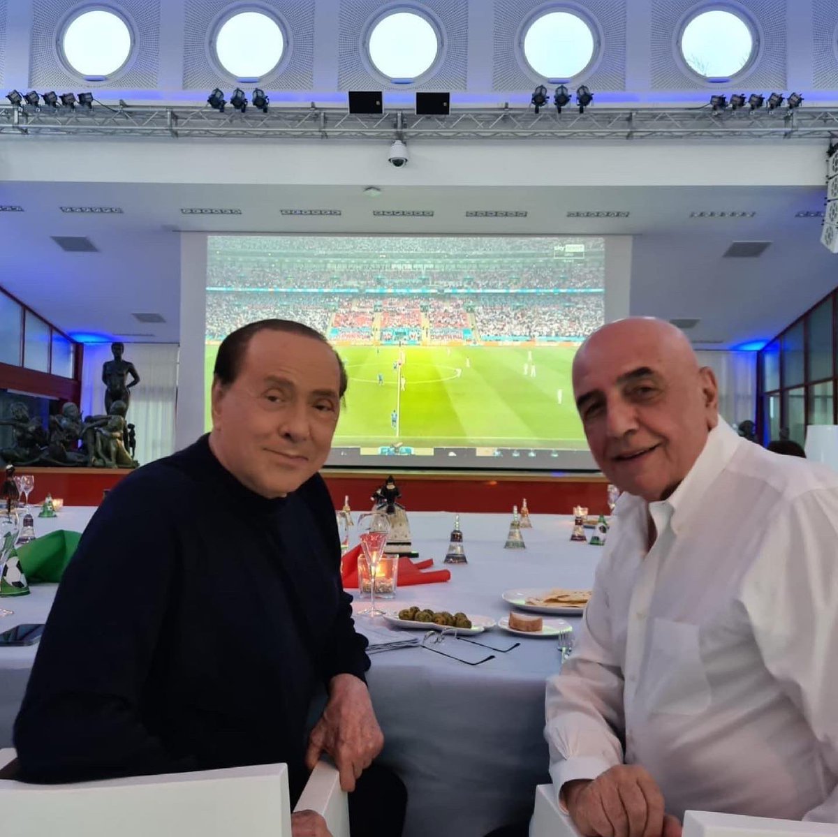 Comunque vada, orgogliosi di voi.
Forza Italia 🇮🇹
