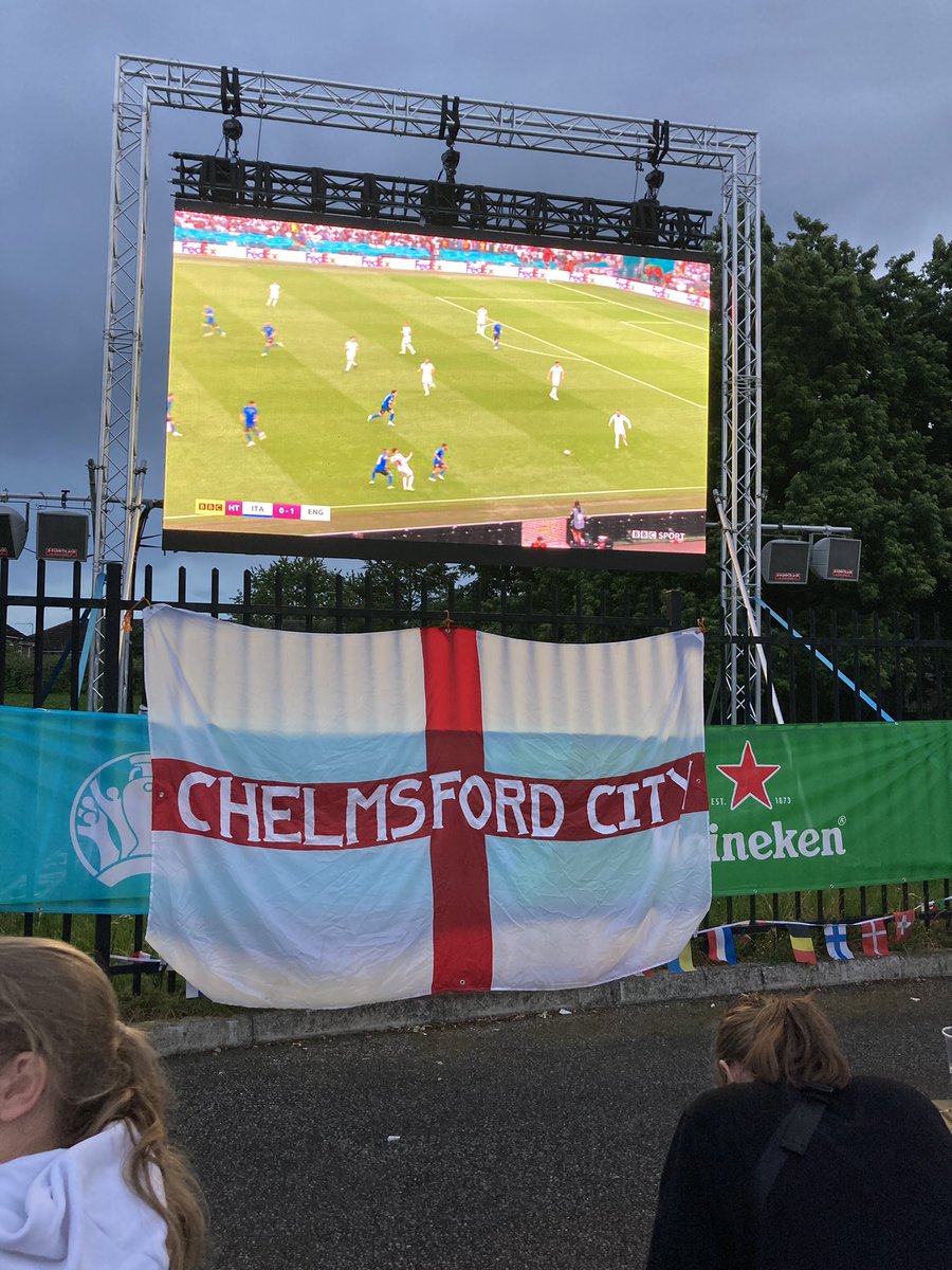 Chris (@claretchris1) on Twitter photo 