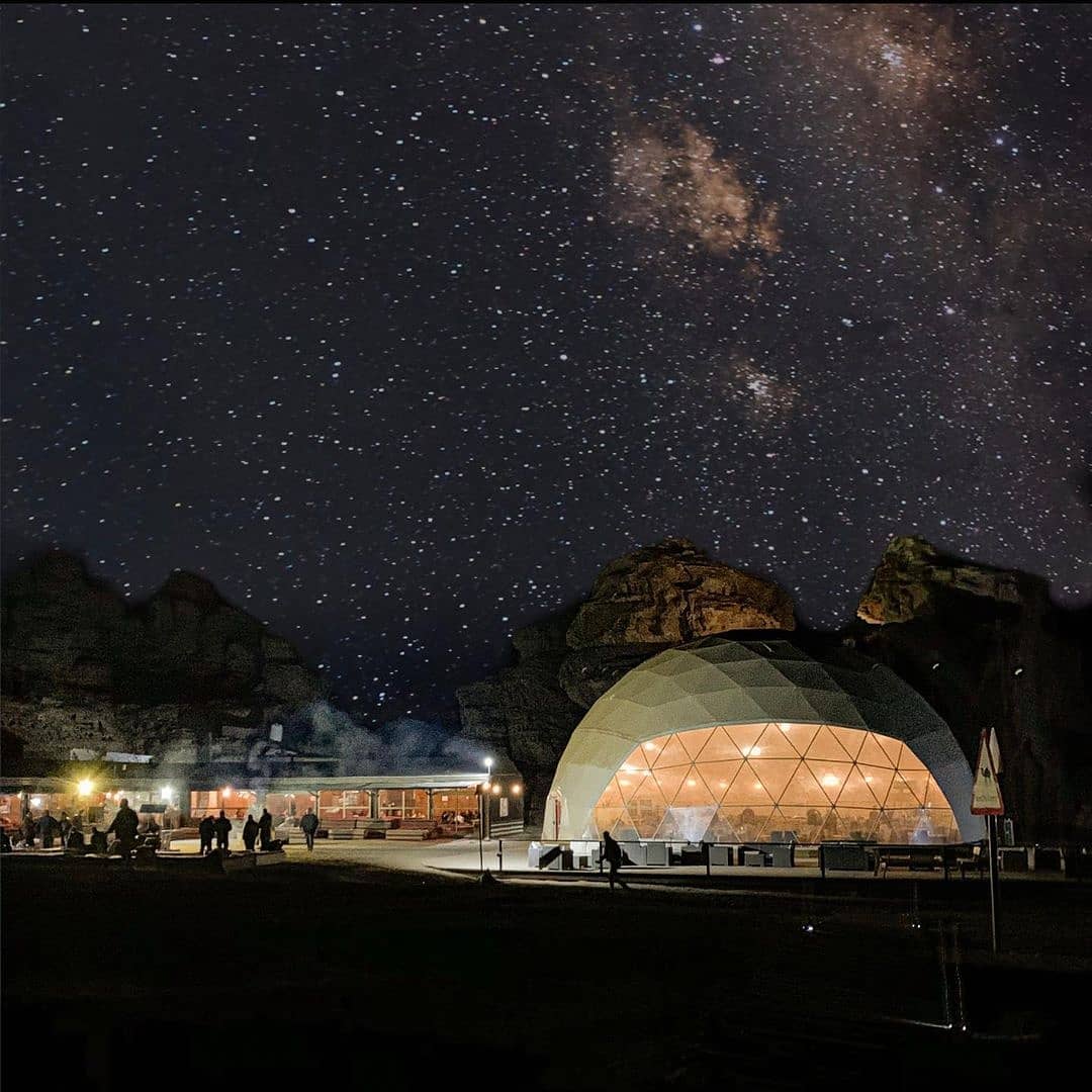 suncitycamp's tweet photo. Welcome to the desert of Wadi Rum  valley of the moon. Enjoy a stay at Sun City Camp so you can have unrestricted view of Wadi Rum’s spectacular day and night sky.

#Suncitycamp #WadiRum #Jordan #Travel #Desert #Tourism #Martian #Dome #visitjordan #Glamping #Adventure #Experience https://t.co/ZmkpS7lr42