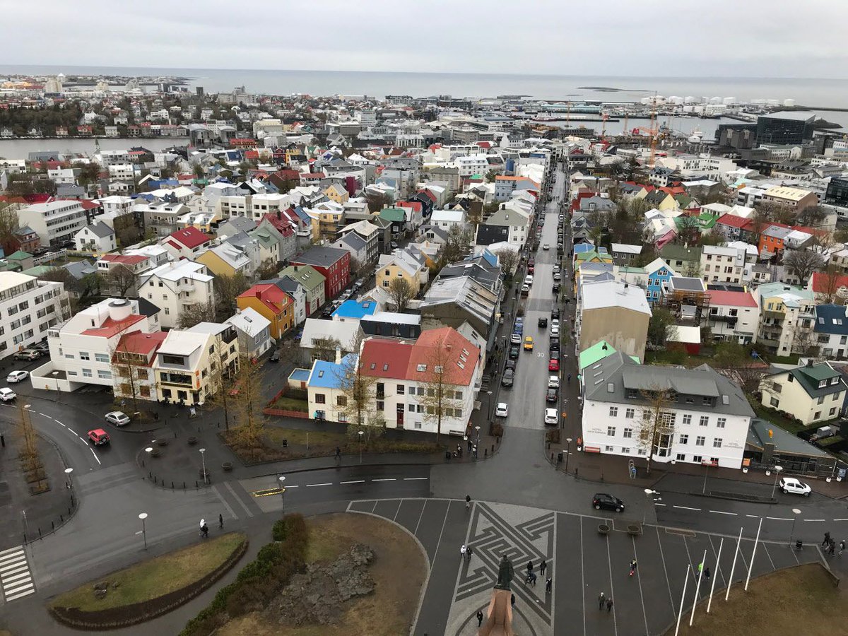 Oregonian's tweet photo. Iceland says shorter workweek trials an ‘overwhelming success,’ finds increased productivity https://t.co/673Zap7DVL https://t.co/5iyaujne0A