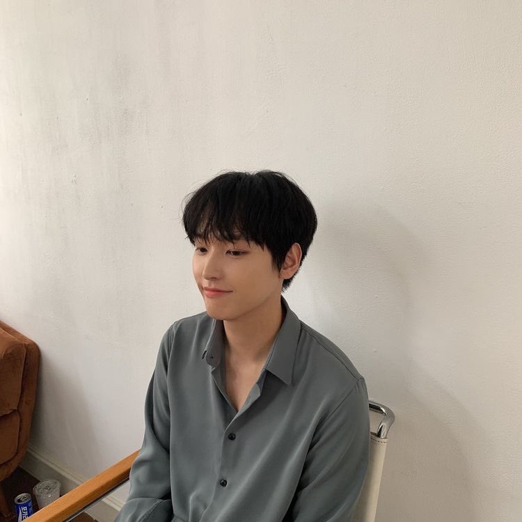 9oldenecho's tweet photo. HAPPY INSEONG DAY !!! 💛💛💛 #HAPPYINSEONGDAY #INSEONGday https://t.co/NAM0iqoiME
