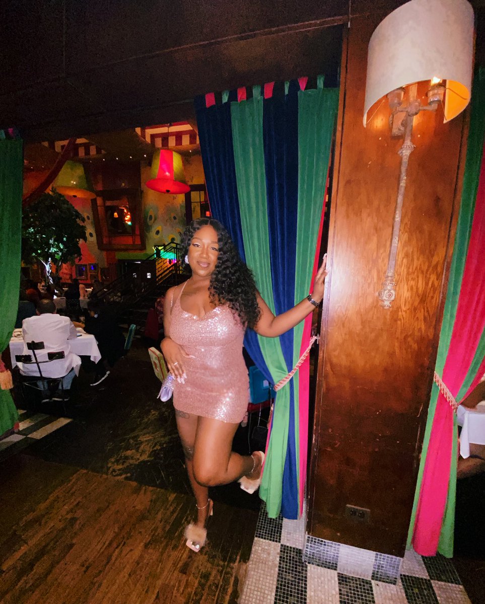 xiomaramorenita's tweet photo. 28. 🎈🎉🎁🎊
&amp; drunk. https://t.co/05NdMX4fk7