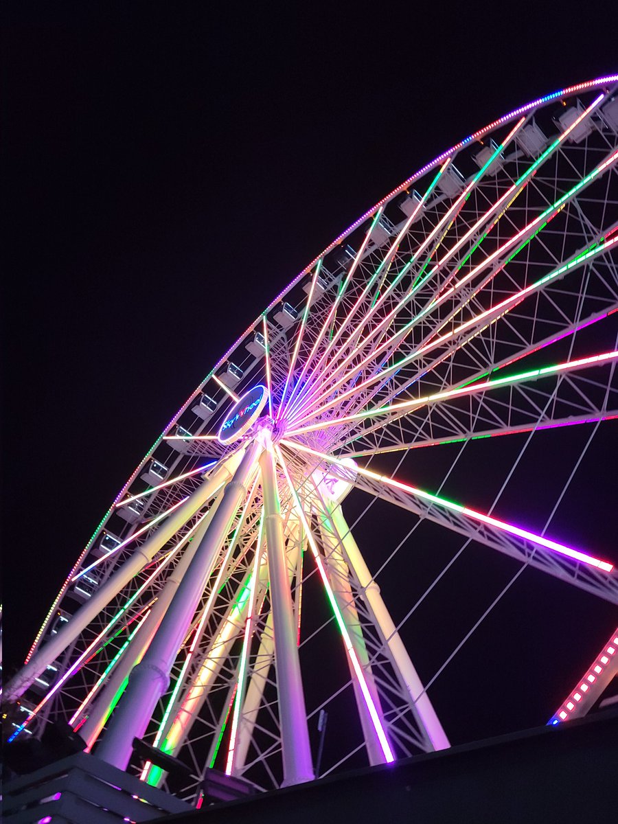 KdocWalters's tweet photo. SkyWheel #MyrtleBeach #mbboardwalk https://t.co/wD1dOX2eye