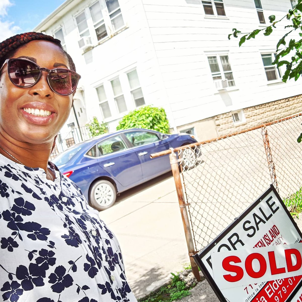 Realtortricia1's tweet photo. Here's to another 🏡 "SOLD" Very happy for my clients got their home sold above their asking price. Congrats 🎉🎉🎉 on your sale.  #ILoveMyClients💗 #LoveMyClients💗Contact me TODAY!!!
📞 347.979.0775
💻 te-garcia@kw.com
🌏https://t.co/ull6j4Z4Lp

@Realtortricia1 https://t.co/J7IOk8BUhv
