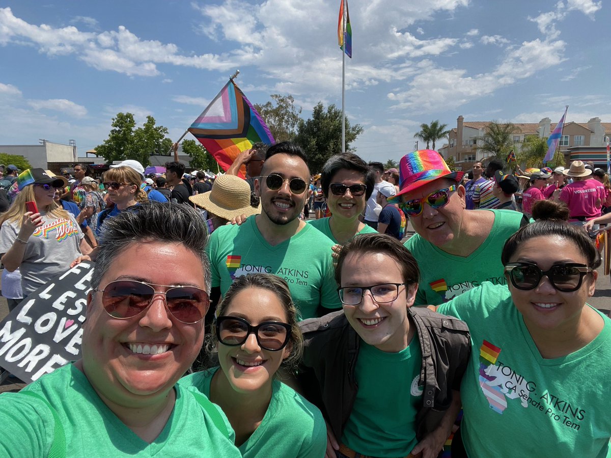 SenToniAtkins's tweet photo. #TeamToni had a wonderful time reconnecting with the #LGBTQ+ community during @SanDiegoPride’s #ResilientCommunityMarch. It’s great to see so many come together to show their resilience and celebrate with one another! #Pride https://t.co/nlF3B9wxAd
