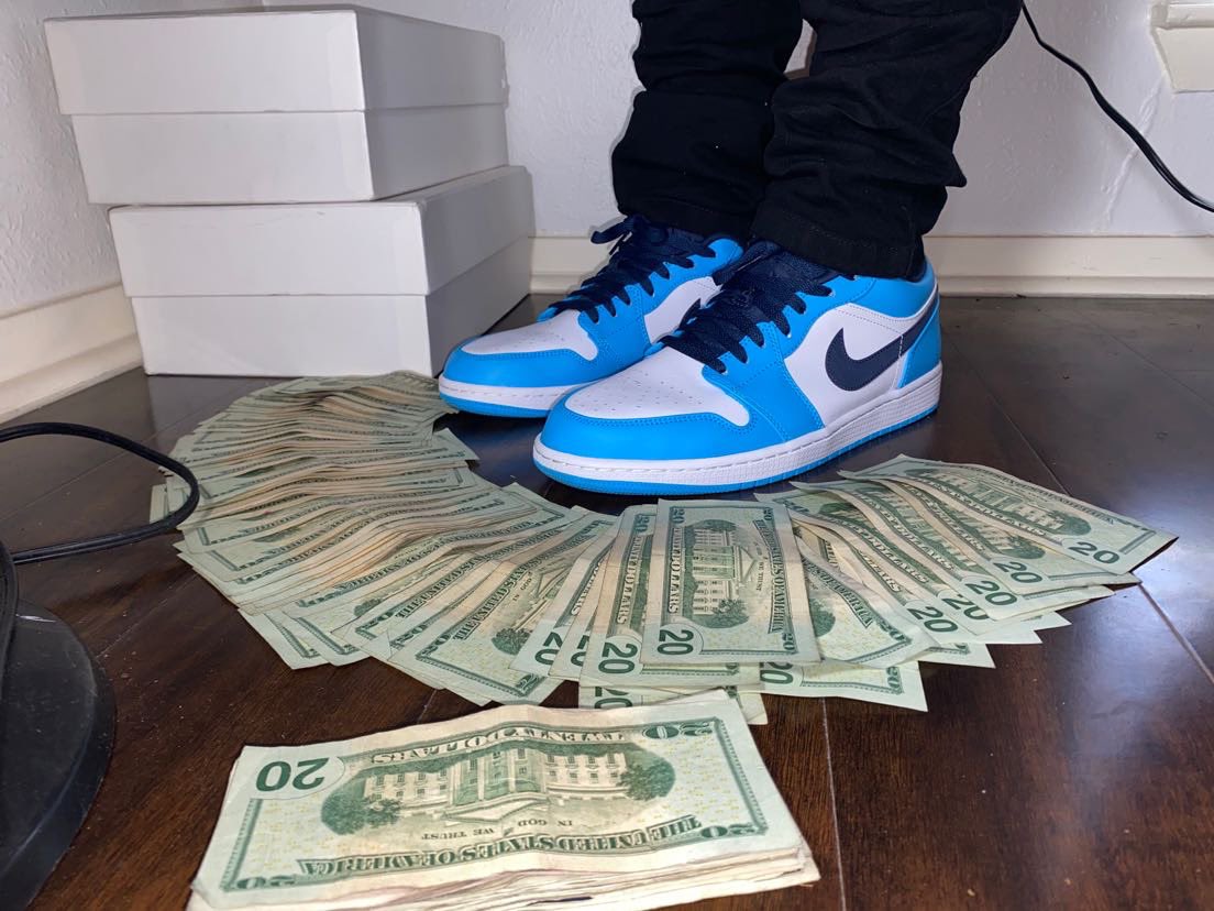 R_AlexanderJR's tweet photo. Please tel these nighas ion need em , tell these hoes that they gone die that’s if they try for any reason🤢6️⃣ #BigMMY🏀 https://t.co/Fed9exzFUv