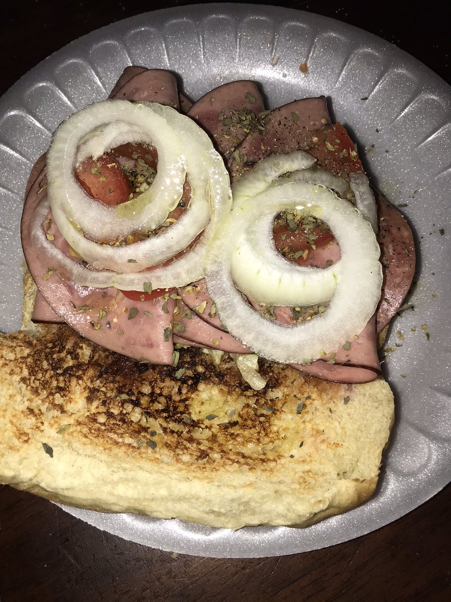 mac__delin's tweet photo. Toasted handcrafted sub with spices from several different continents (A True Italian Classic) #cheflife #subchef #sandwichking #chefmac #chefworld #lifestyle #foodeats #foodie #food , https://t.co/0PPjFNK3ES