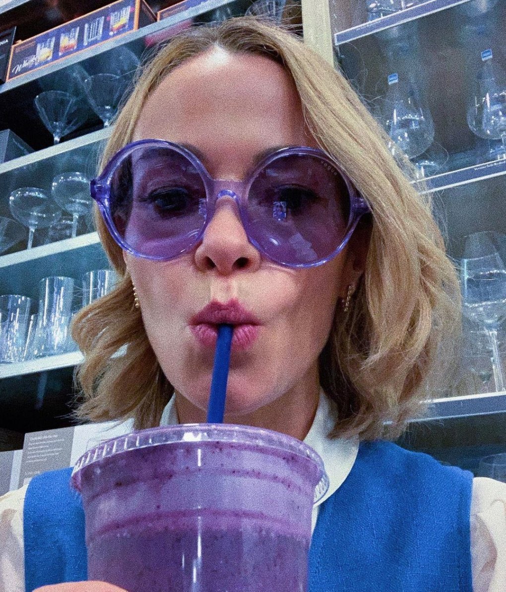 Happy birthday leisha hailey here r my fav pics of her 