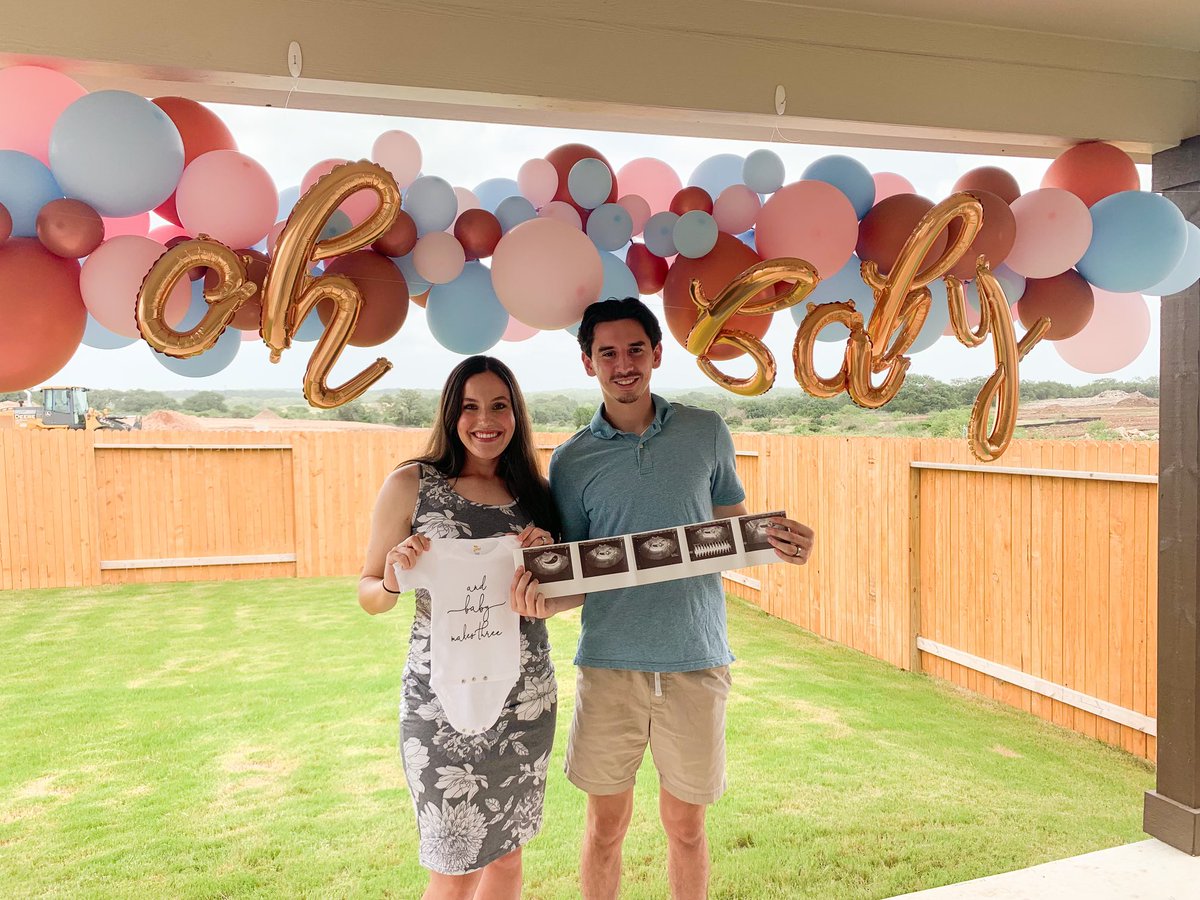 Mrs_Smith0530's tweet photo. Our greatest blessing is yet to come. We are so excited to meet you baby girl, you are so loved already! 💖🎀 https://t.co/otqUAcJKeZ